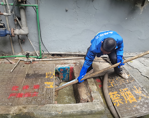 平利清掏化粪池